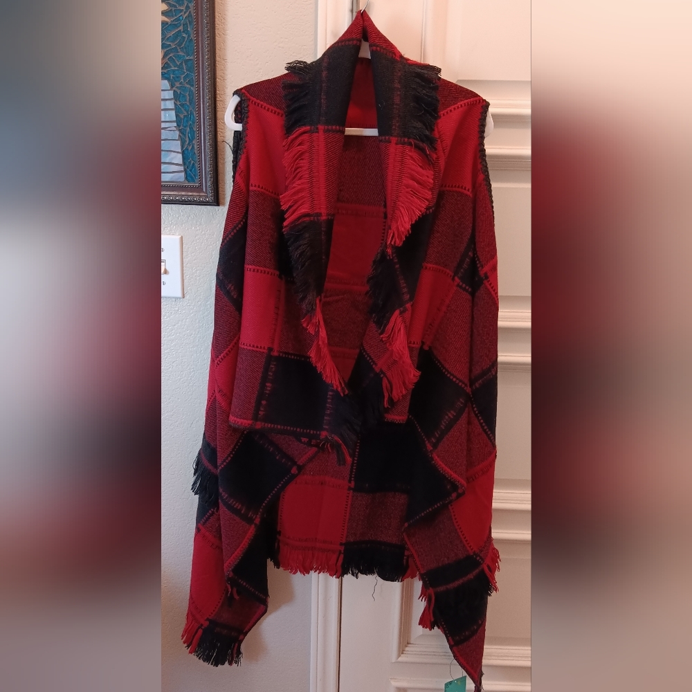 VALENTIBE'S DAY SALE --NEW Sunshine & Rodeos long vest/cape